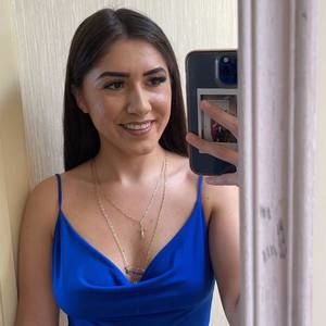 Meet your Posher, Lorena